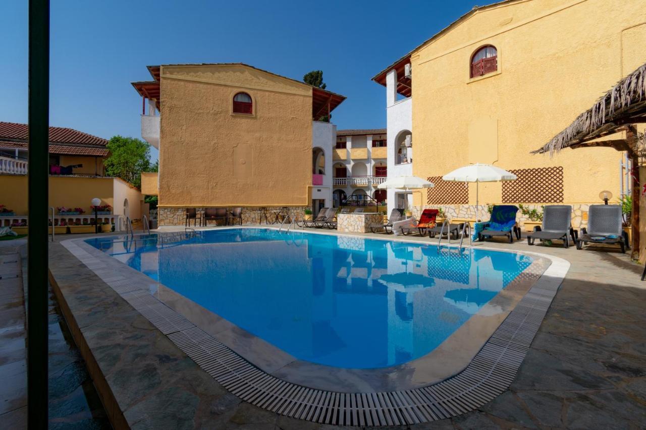Bella Grecia Studios&Apartments Moraitika Exterior foto