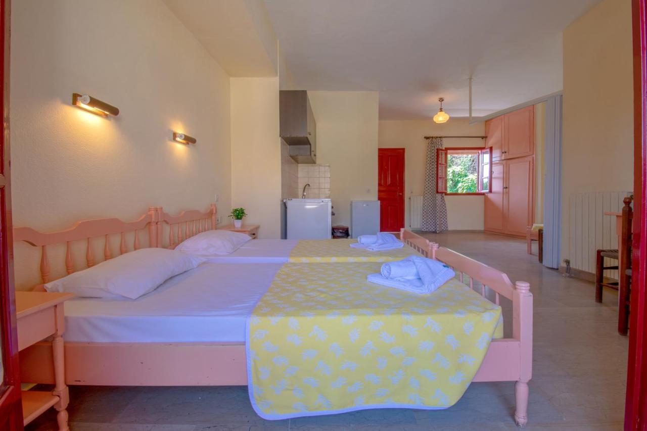 Bella Grecia Studios&Apartments Moraitika Exterior foto