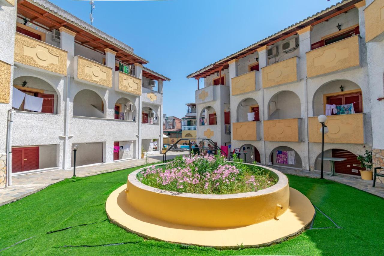 Bella Grecia Studios&Apartments Moraitika Exterior foto